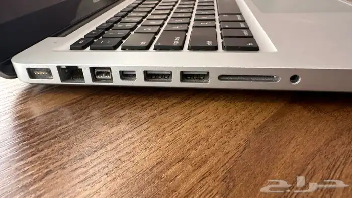ماك بوك ابل 7