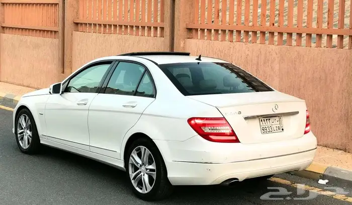 مرسيدس 200 2012 3