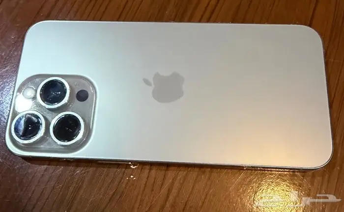 آيفون 15برو ماكس للبيع 3