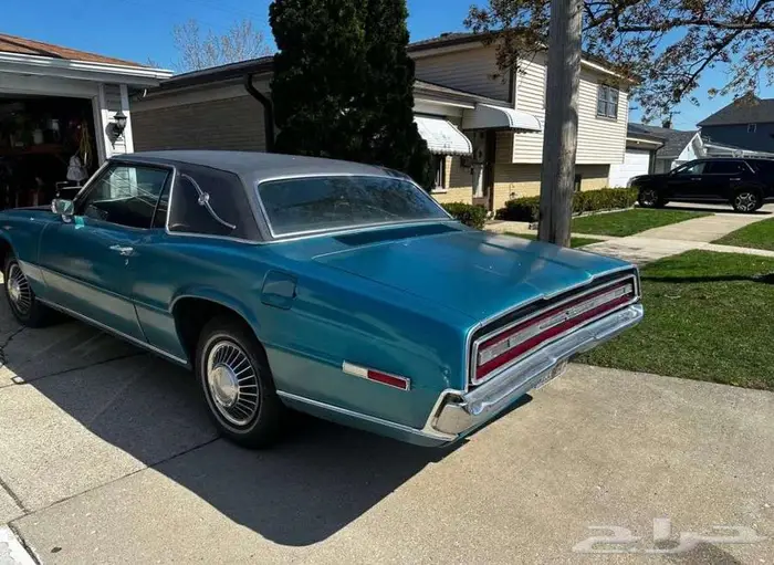 للبيع ثاندربيرد موديل 1968 Ford thunderbird 2