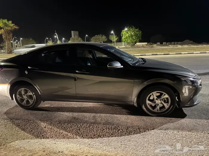 Elantra 2022 1.6 - زيتى color 10