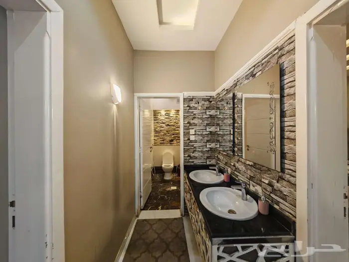 استراحة هابي نايت قسمين كبيره ومسبح كبير بسخان وملعب طايره 15