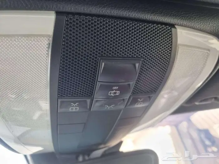 Mercedes 250 E 27