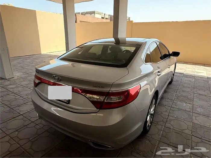 Well Maintained Azera 2014  Valid Fahas  Just Buy And Use 4