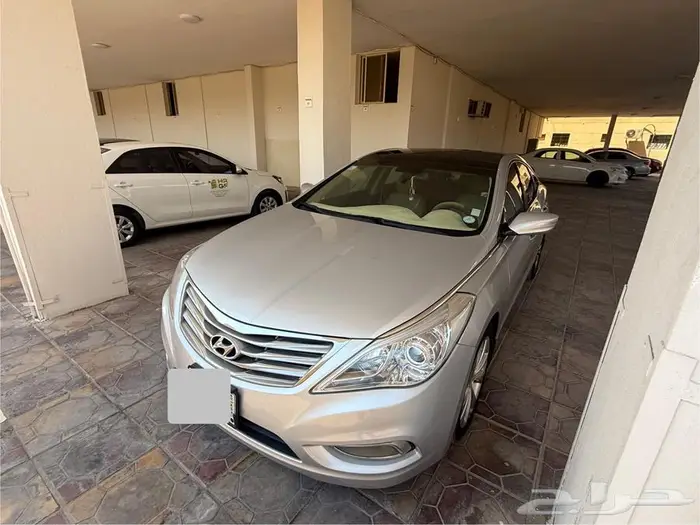 Well Maintained Azera 2014  Valid Fahas  Just Buy And Use 5
