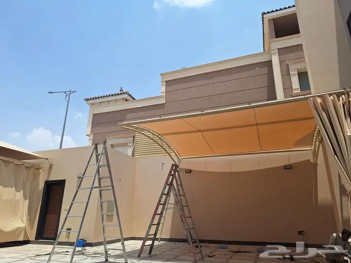 حداد مظلات وسواتر سندويش بلن 1