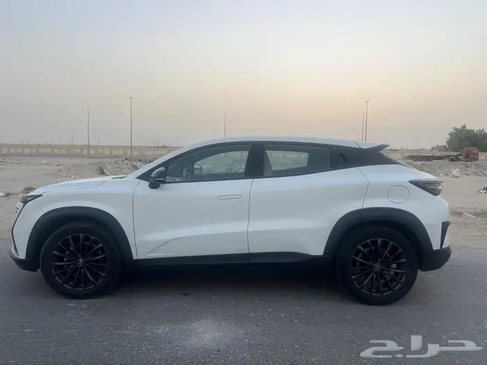 2023 شانجان يوني تي 4