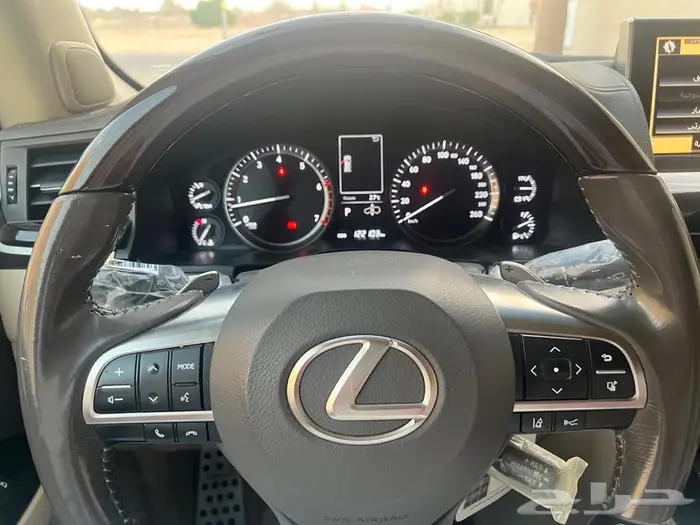 لكزس 570 LX سعودي 2016 مخزن وكاله عداد 122 الف 18