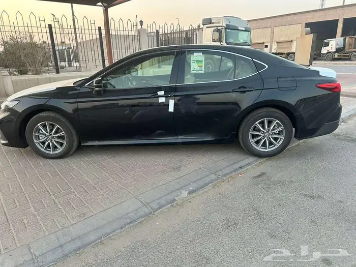 كامري 2025 اسود اصفار 0