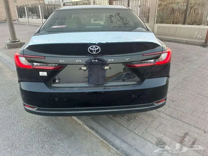 كامري 2025 اسود اصفار 2