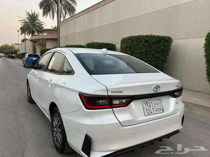 تويوتا يارس 2023 نص فل بدي وكاله مالك واحد نظيف جدا 10