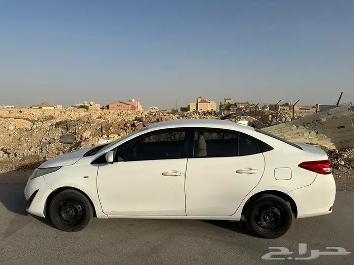 تويوتا يارس 2019 1