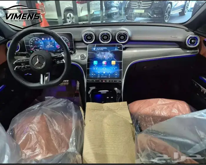 Mercedes Benz C200 AMG 2025 اصفار 4