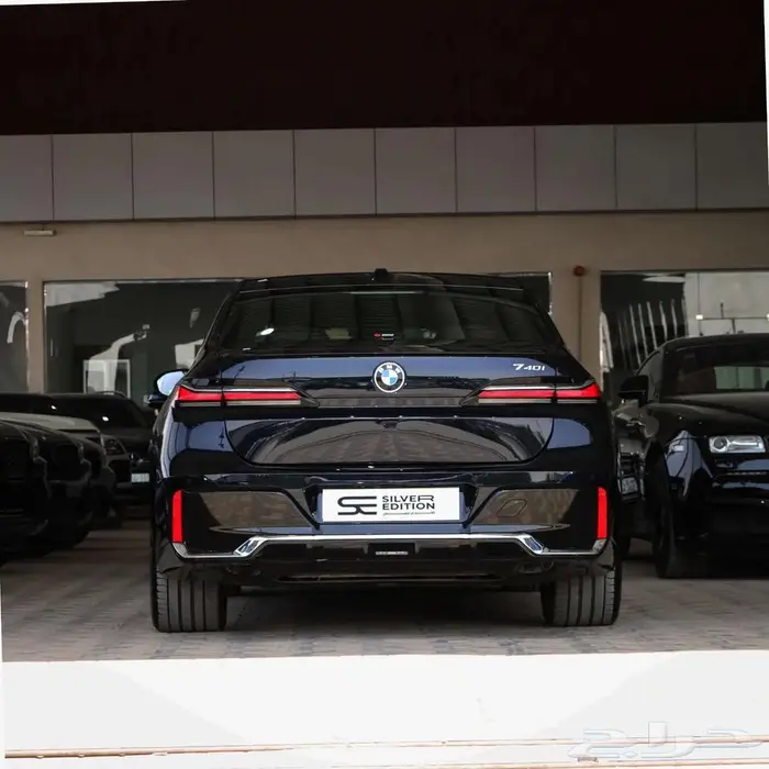 بي ام دبليو 740 2024 ممشى 350 كم فقط 3
