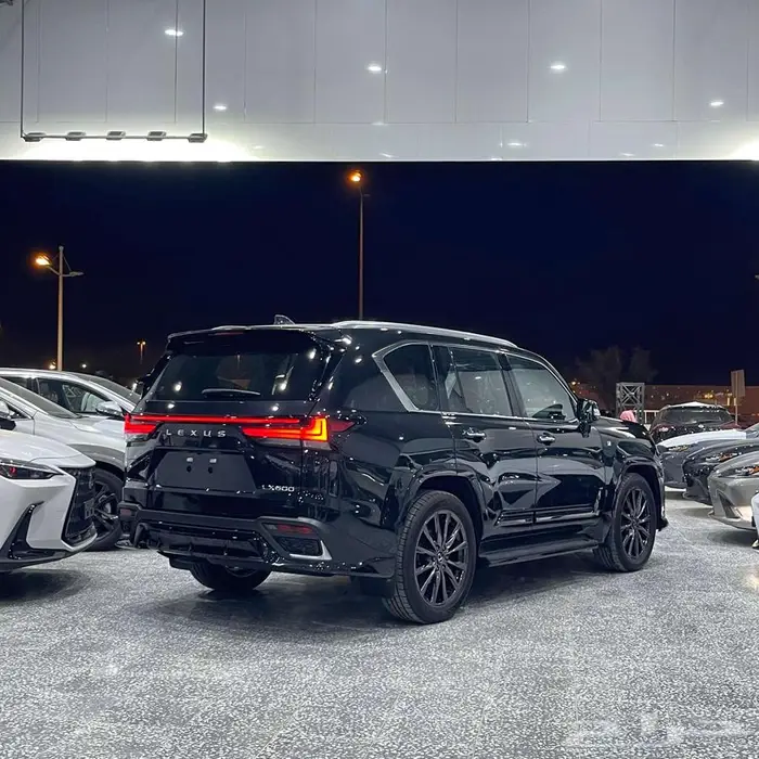 لكزس LX600 اف سبورت بنزين 2025 2