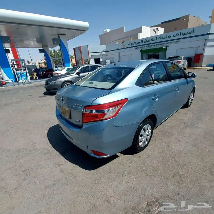للبيع تويوتا يارس 2016 حالة ممتازة مالك واحد من الوكالة 1
