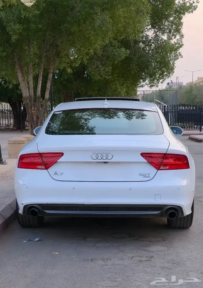 اودي A7. 2014 مالك اول 8