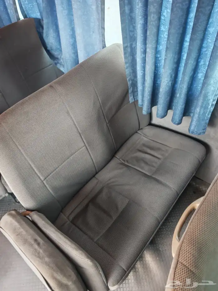 باص بنزين كوستر 30 راكب نظيف 61