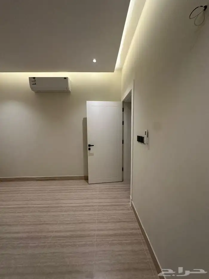 فرصة استثمارية  شقة مؤجرة بعقد في الخبر 7