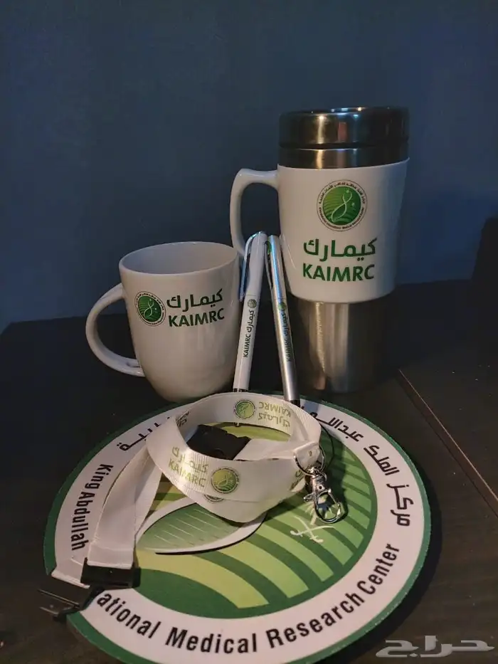 استيكرات وبنرات مشاريع كبيره مواجدين على مدار الساعه 52