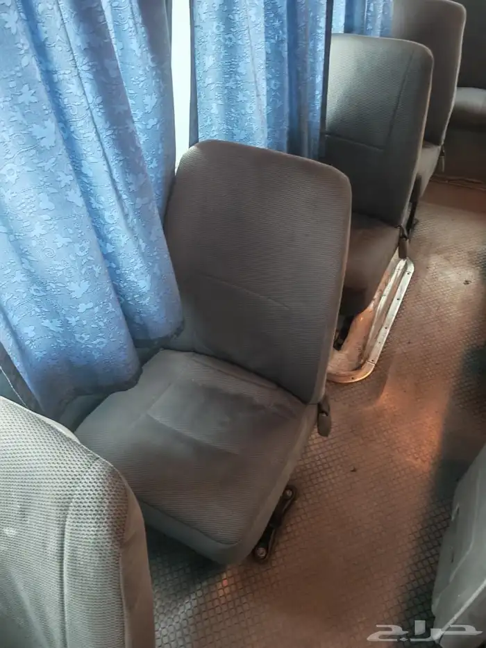 باص بنزين كوستر 30 راكب نظيف 33