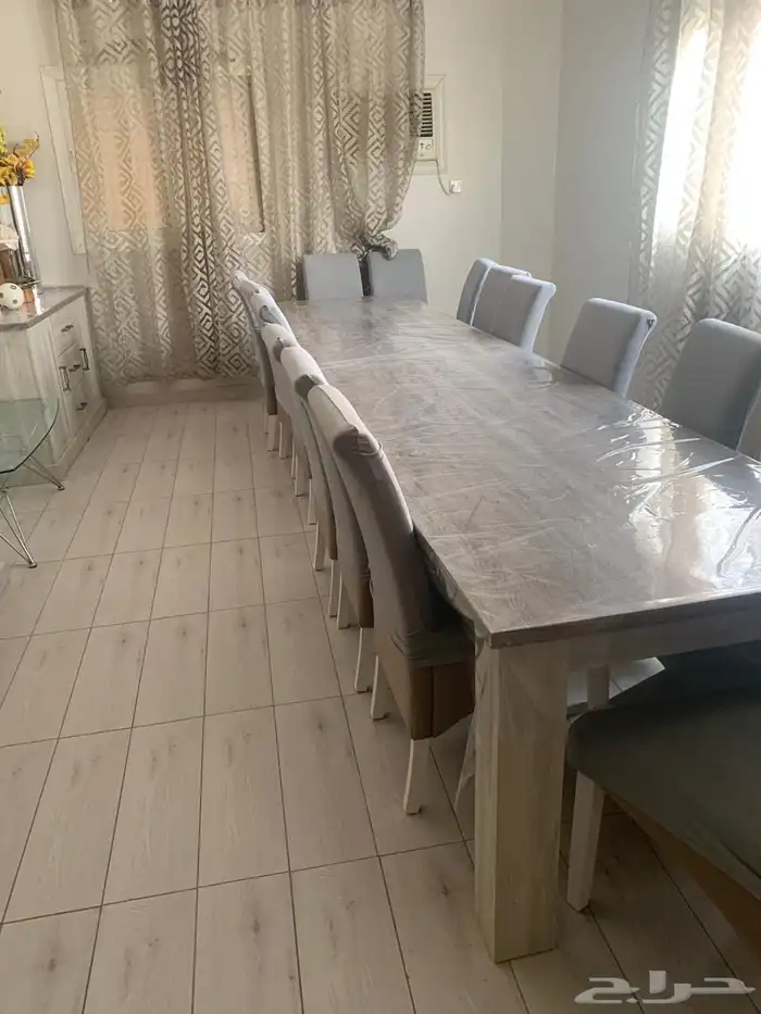 فلة مساحتها 500 حي الأندلس العمر 20 سنه للبيع 1