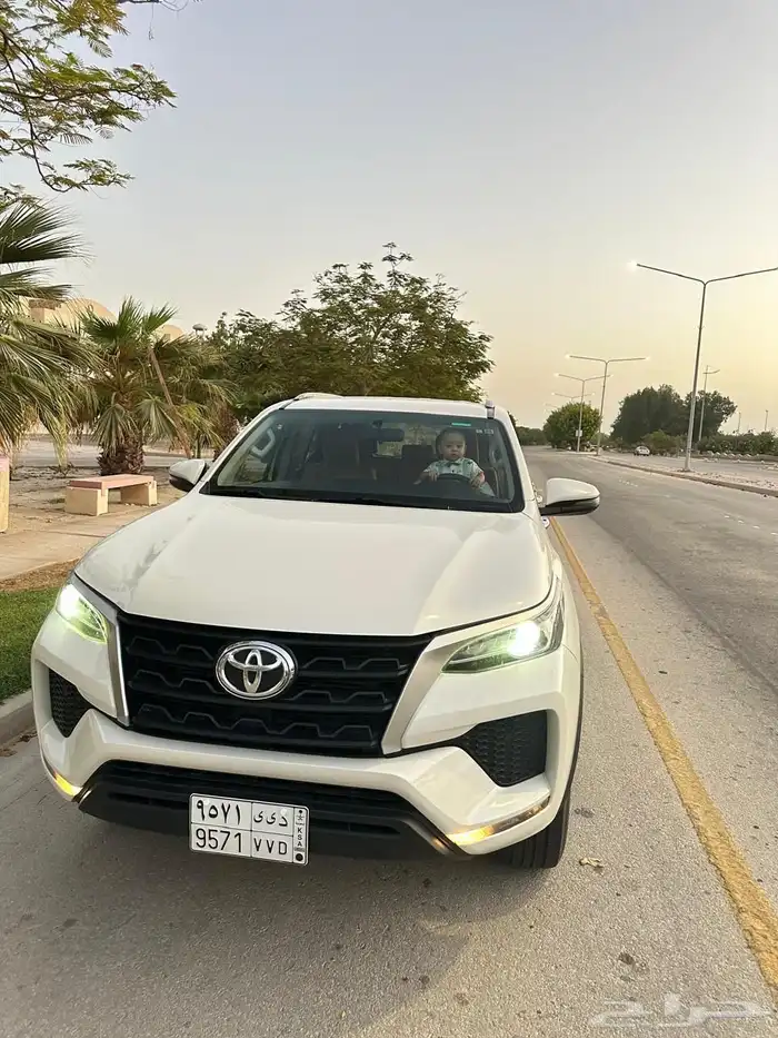 TOYOTA FORTUNER FOR SALE 5