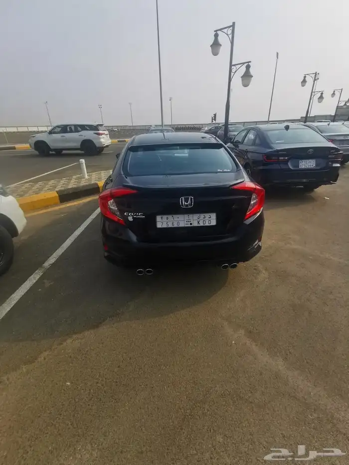 Honda civic 2018 model 245000 od meter 2