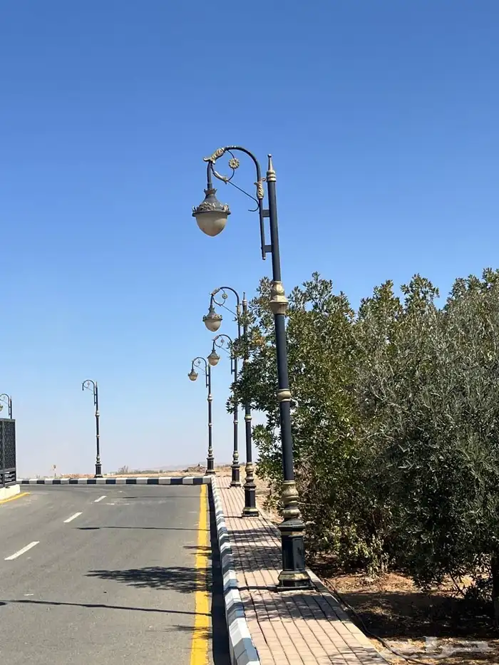 أعمدة إنارة شوارع 10