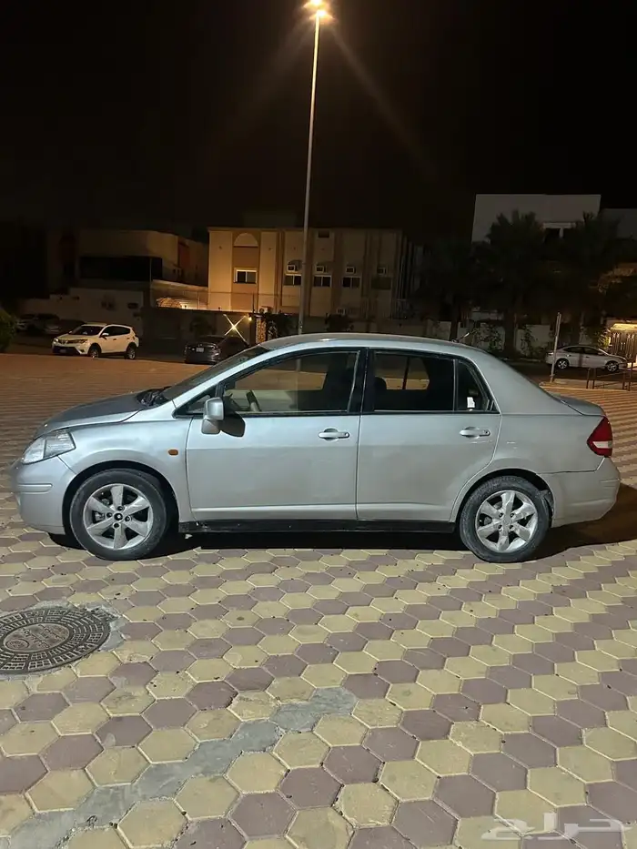 حالة جيدة اربع سلندر 18000 قابل للتفاوض فحص جديد ماشي 375 2