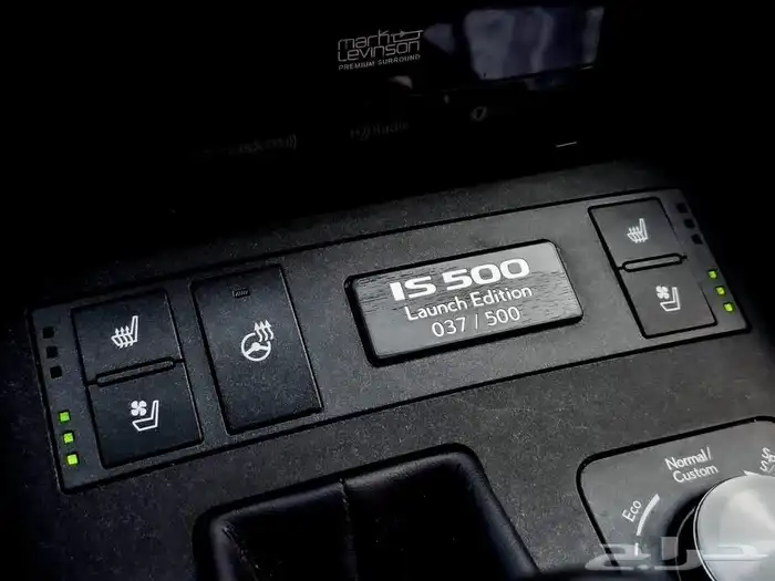 للبيع لكزز IS500 موديل 2022 بسعر خرافي جدا وارد كندا 10