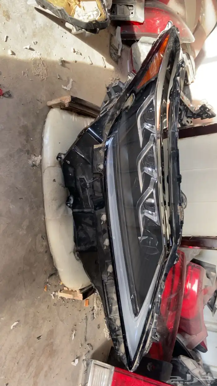 شمعه لكزس RX 2020-2023 يمين 0