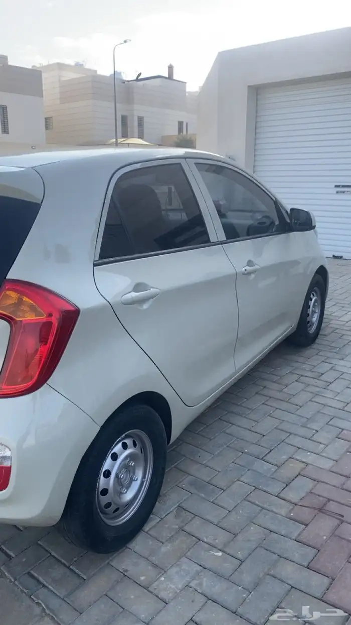 سيارة Kia بيكانتو 2015 4