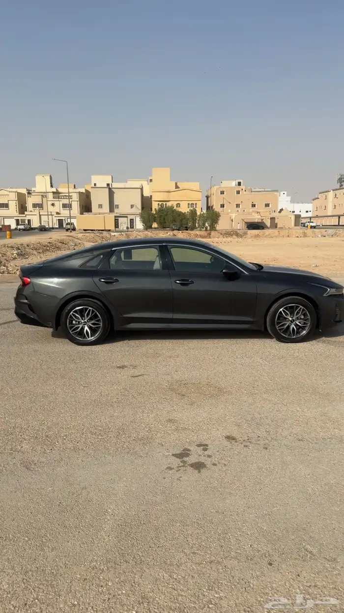 كياء K5 بدي وكاله ماشي 56الف 2500 سي سي 9