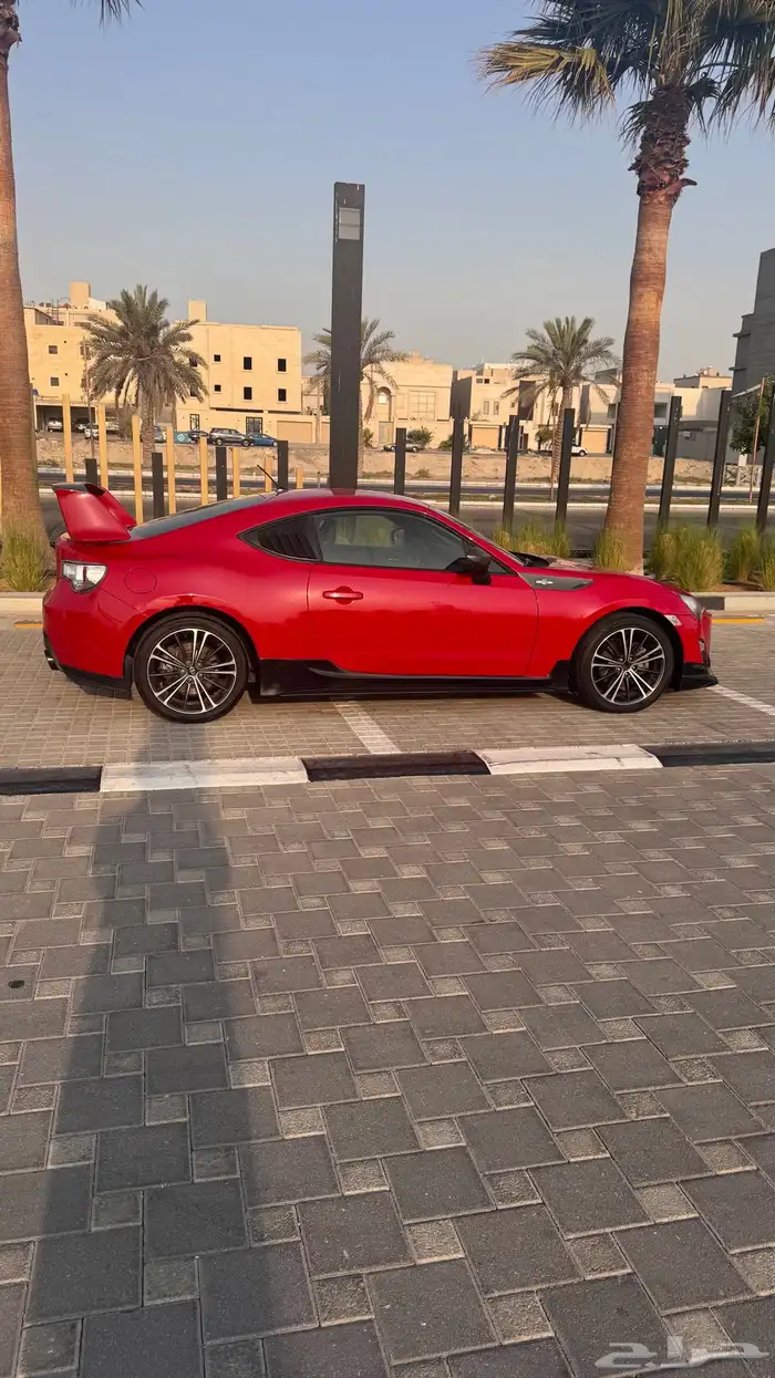 تويوتا رياضية gt86 3