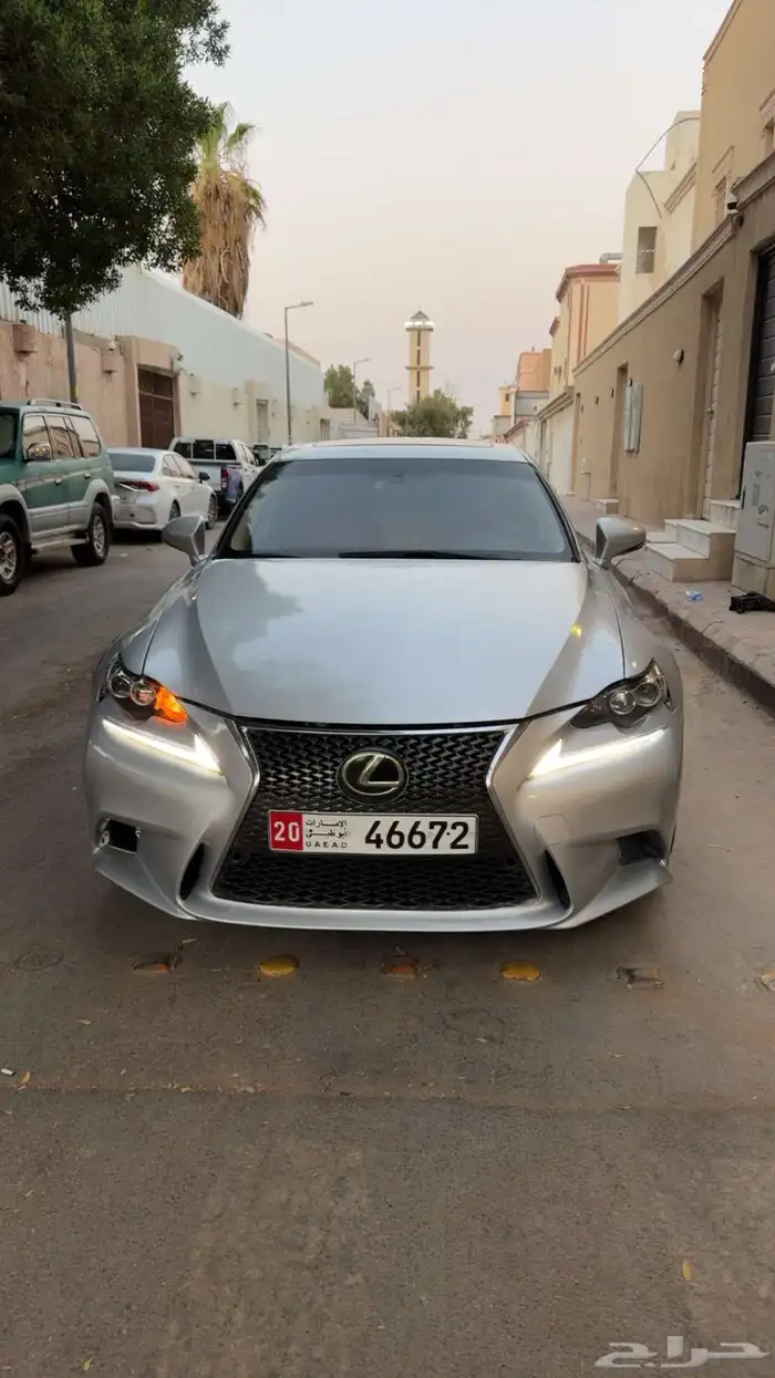 لكزس is350 f 2015مصدوم للبيع تشليح كامل 0