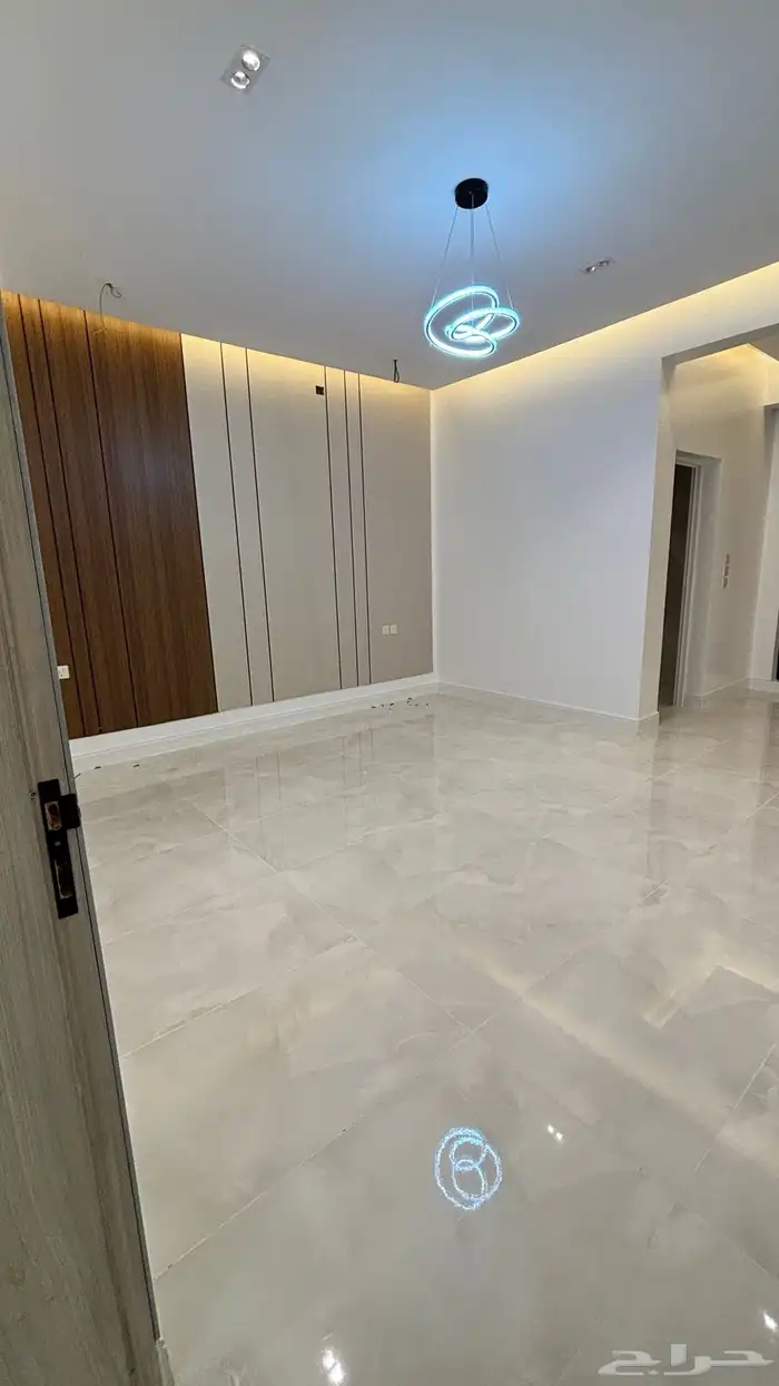 فيلا تصميم كلاسيكي للبيع ابو عريش 15