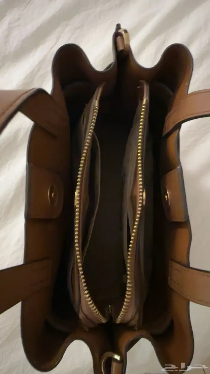 شنطة يد ماركة Michael Kors أصلية 4