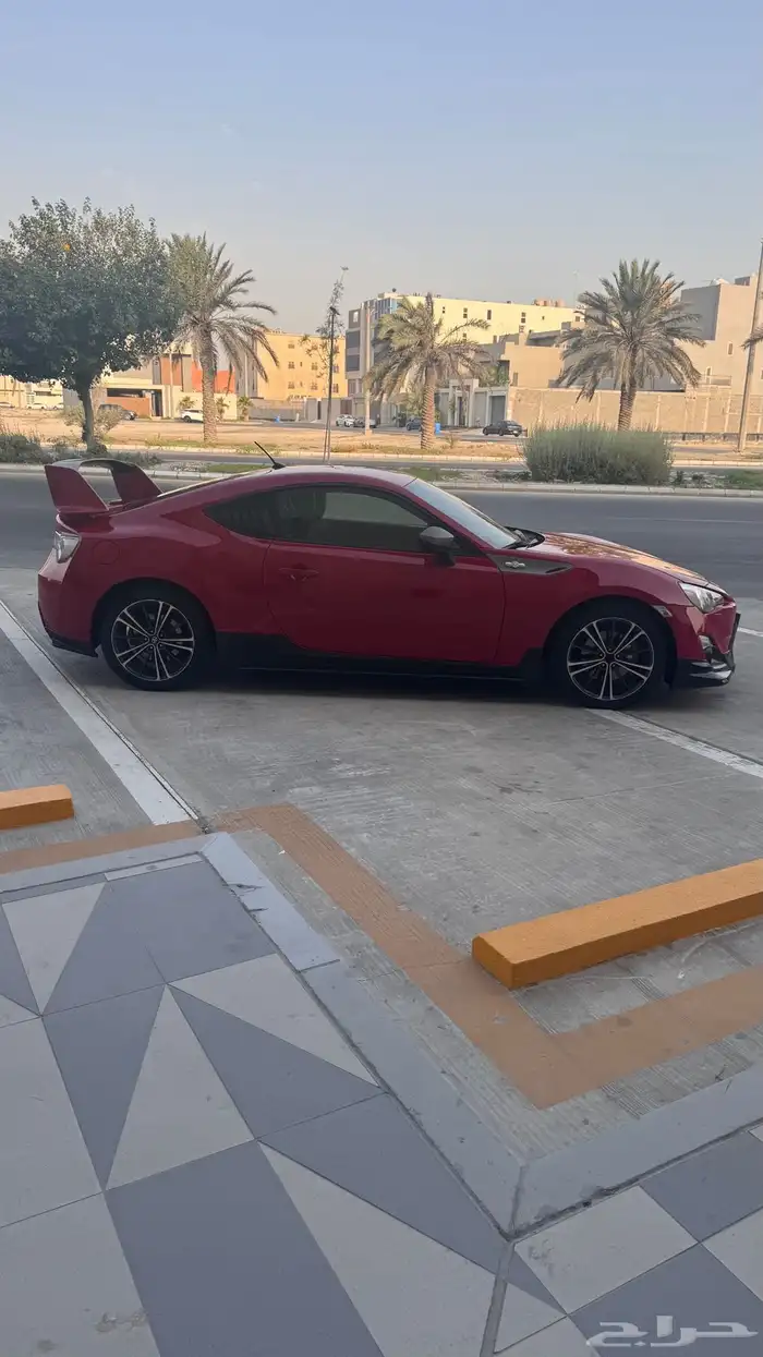 تويوتا رياضية gt86 5