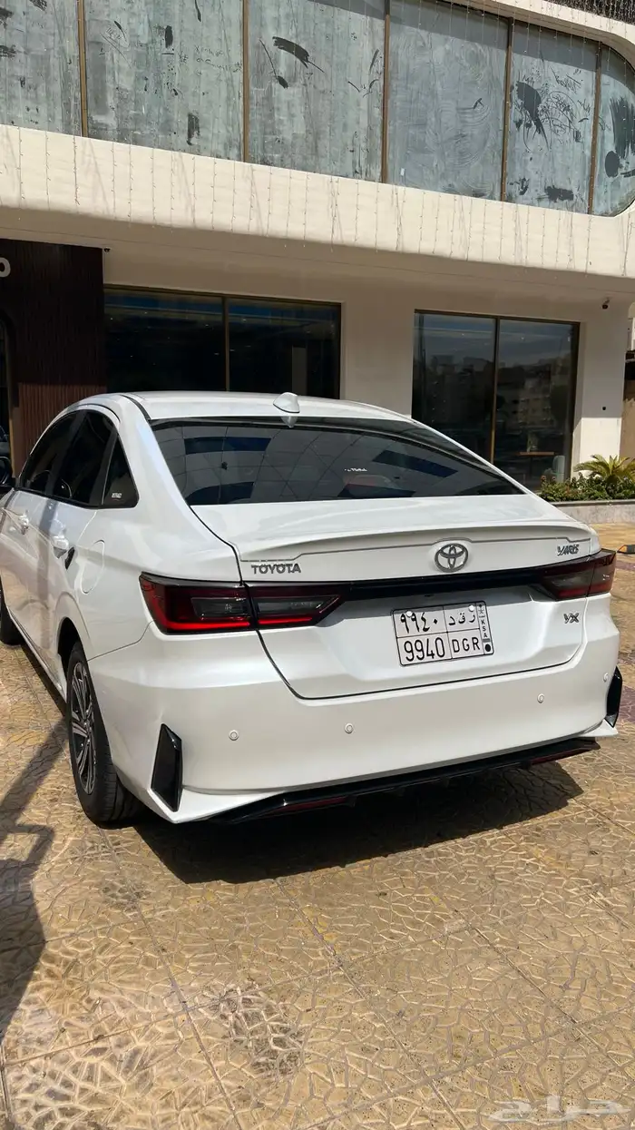 يارس فل كامل YX ابيض لؤلؤي 2023 8