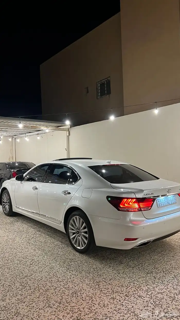 للبيع لكزس LS460L لارج 2017 3