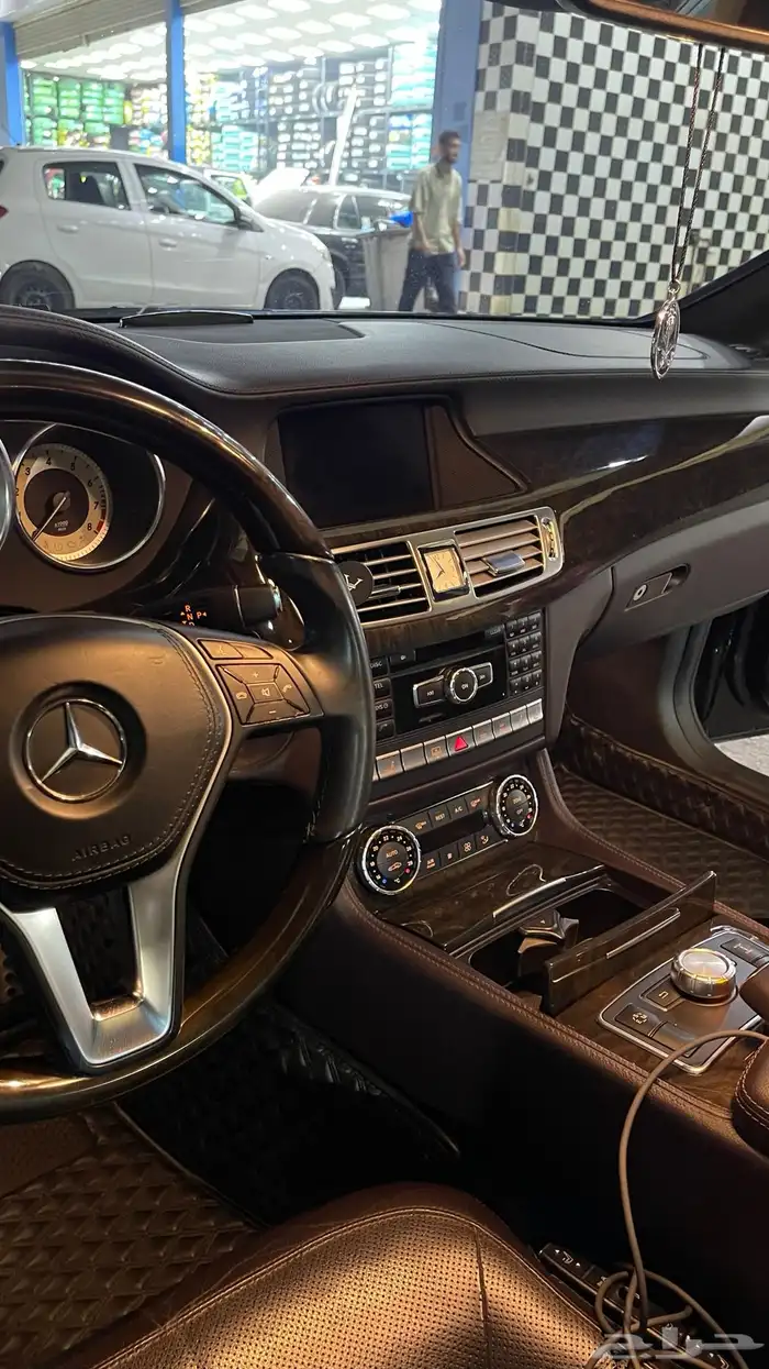 مرسيدس cls 500 فل كامل 32