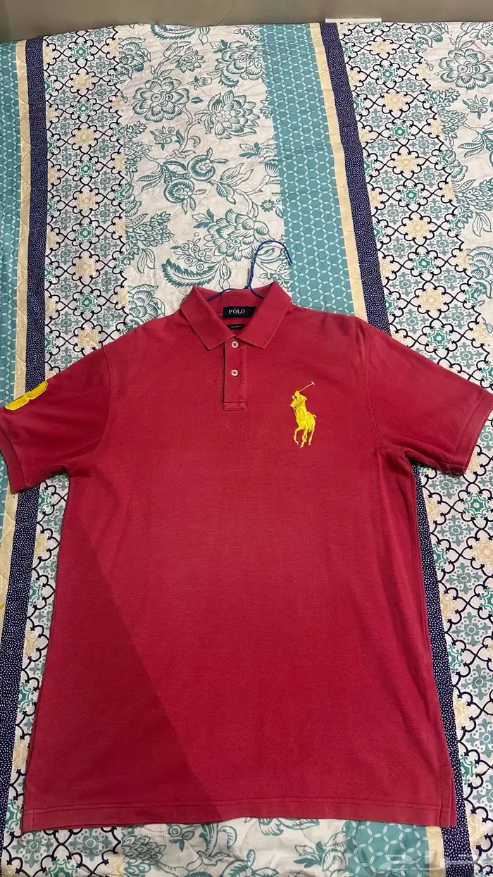 قميص بولو اصلي من XXL نضيف جدا  شبه جديد 0