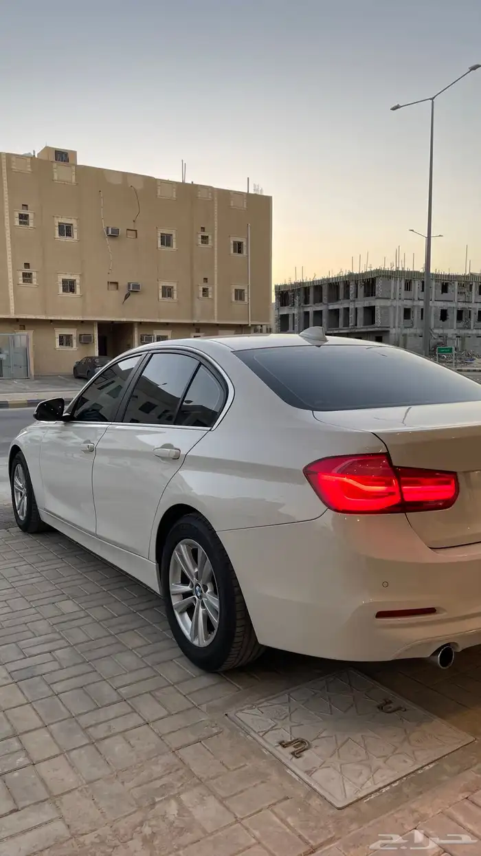 بي ام دبليو الفئة الثالثه BMW 3X series 3