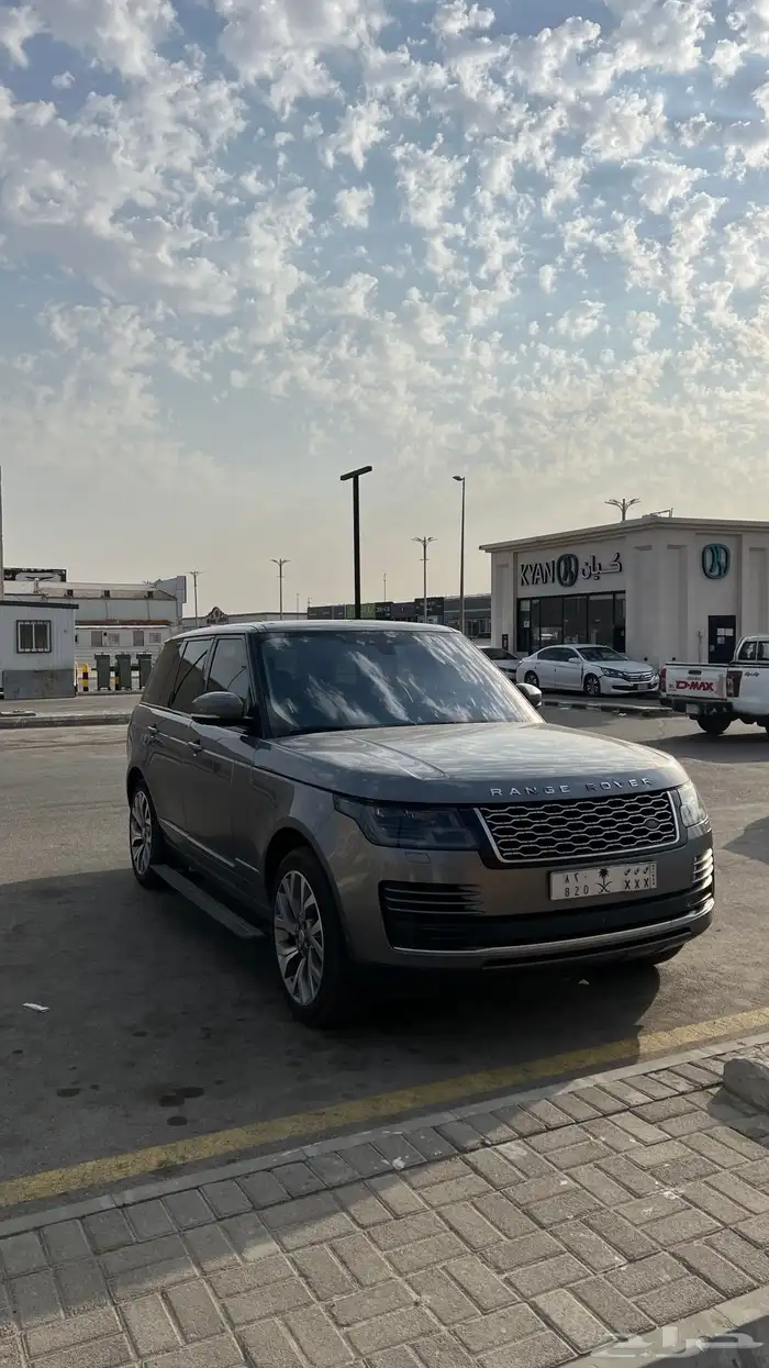 رنج روفر Vogue P400 موديل  2020 1