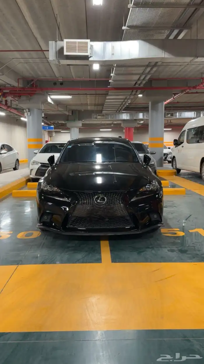 للبيع لكزس isF350 0