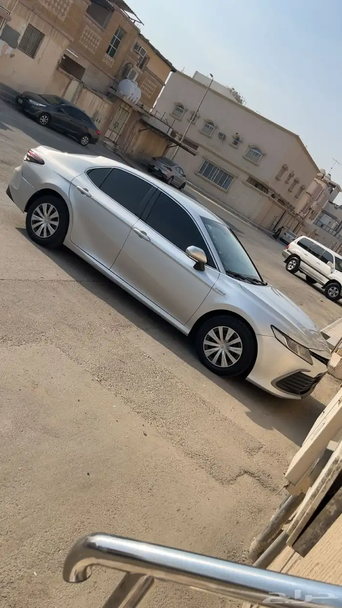 للبيع تشليح كامري هايبرد 2019 كل شي وكالة البدي مرشوش 2