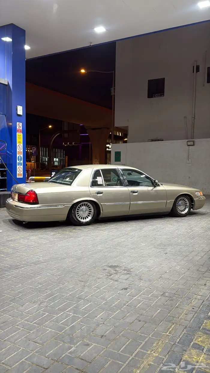 فورد ماركيز 9