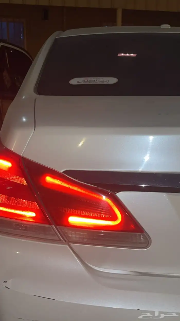 اصطب يسار شنطه افالون 2011 2012 2