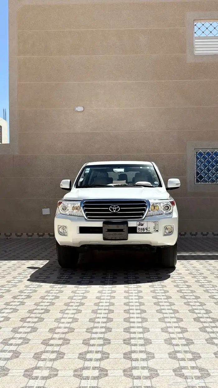 لاندكروزر 2013 سعودي جي اكس ار 1